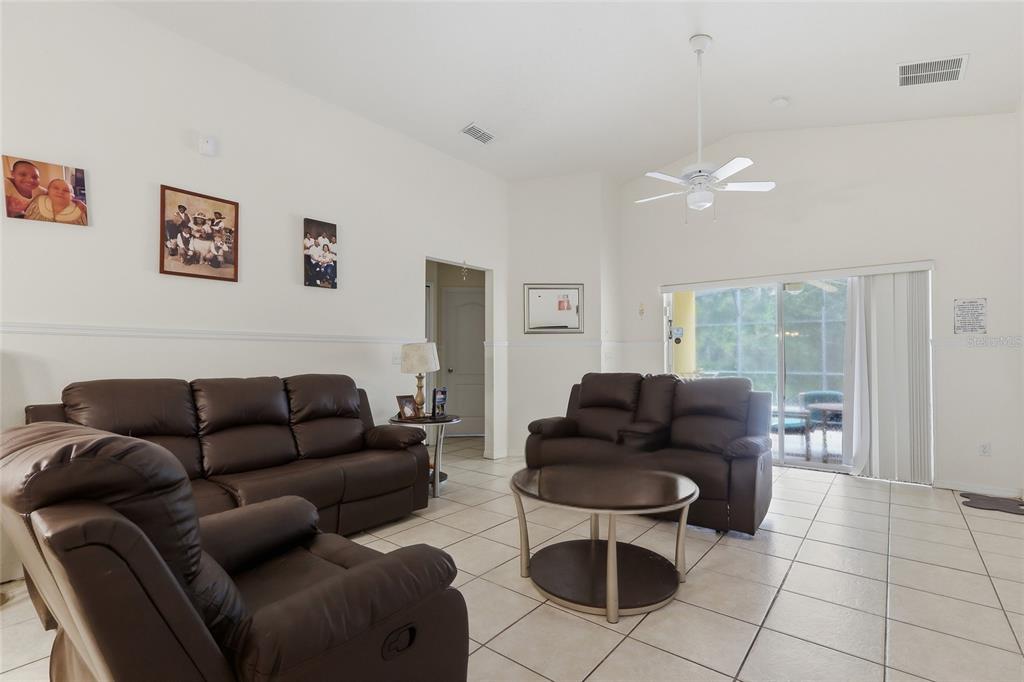 1025 SANDY RIDGE DRIVE, DAVENPORT, FL — photo 5 of 15