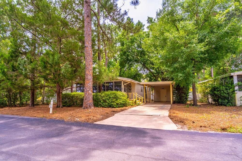203 N FOREST BOULEVARD