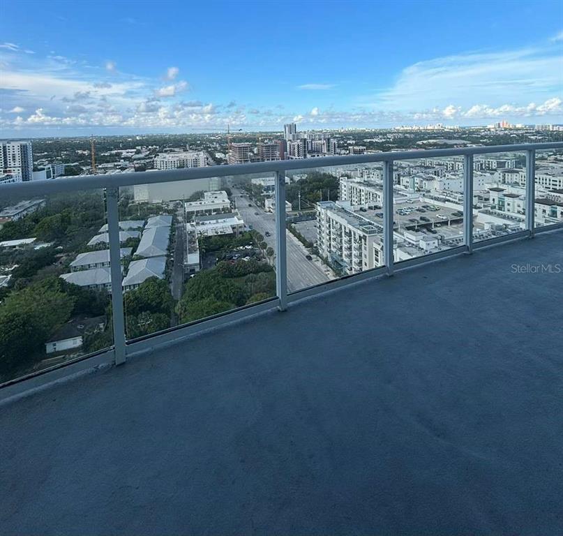 315 NE 3RD AVENUE UNIT 2009