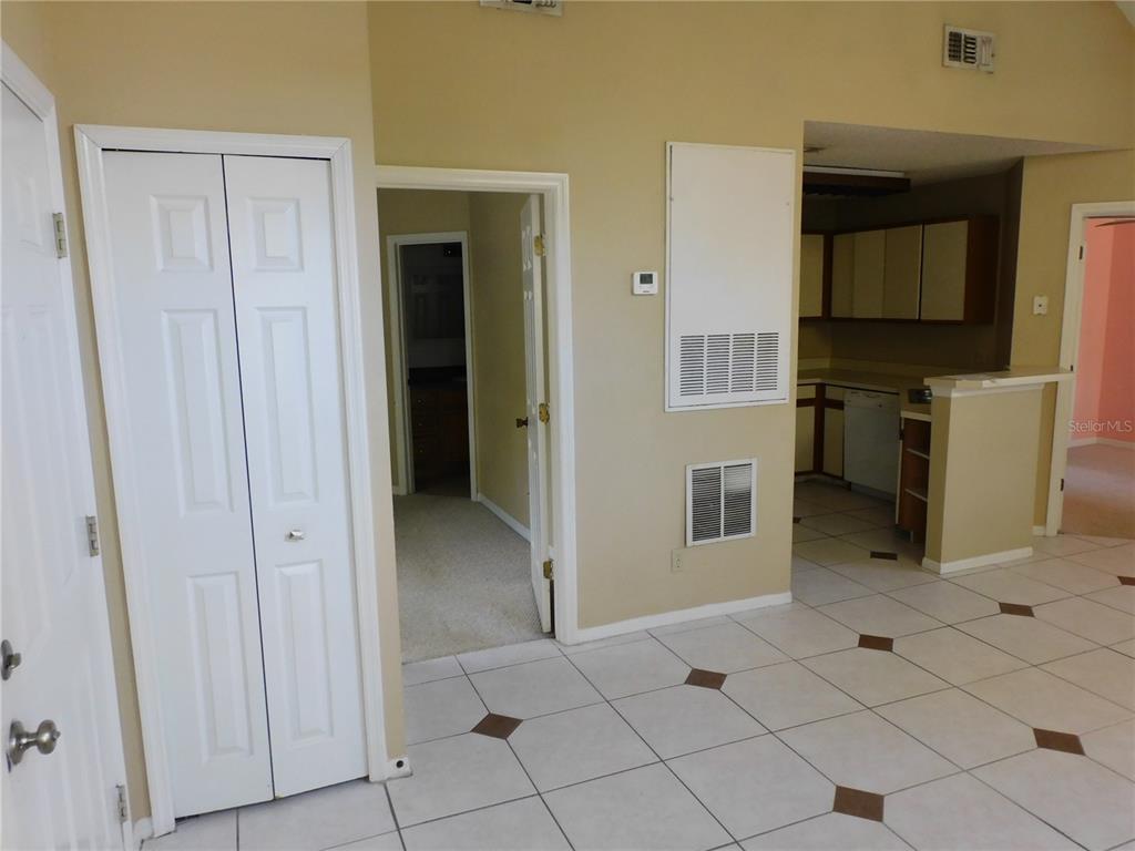 575 BLOOMINGTON COURT UNIT 28, ALTAMONTE SPRINGS, FL — photo 3 of 28