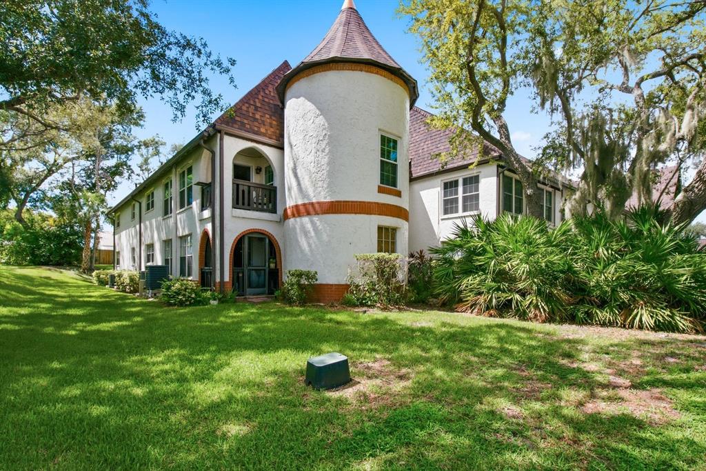 230 N BAYSHORE BOULEVARD UNIT 207
