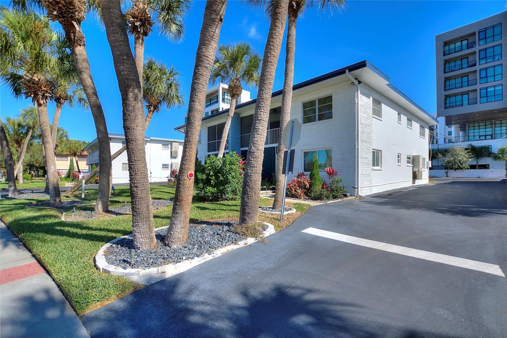 4300 37TH STREET S UNIT 4