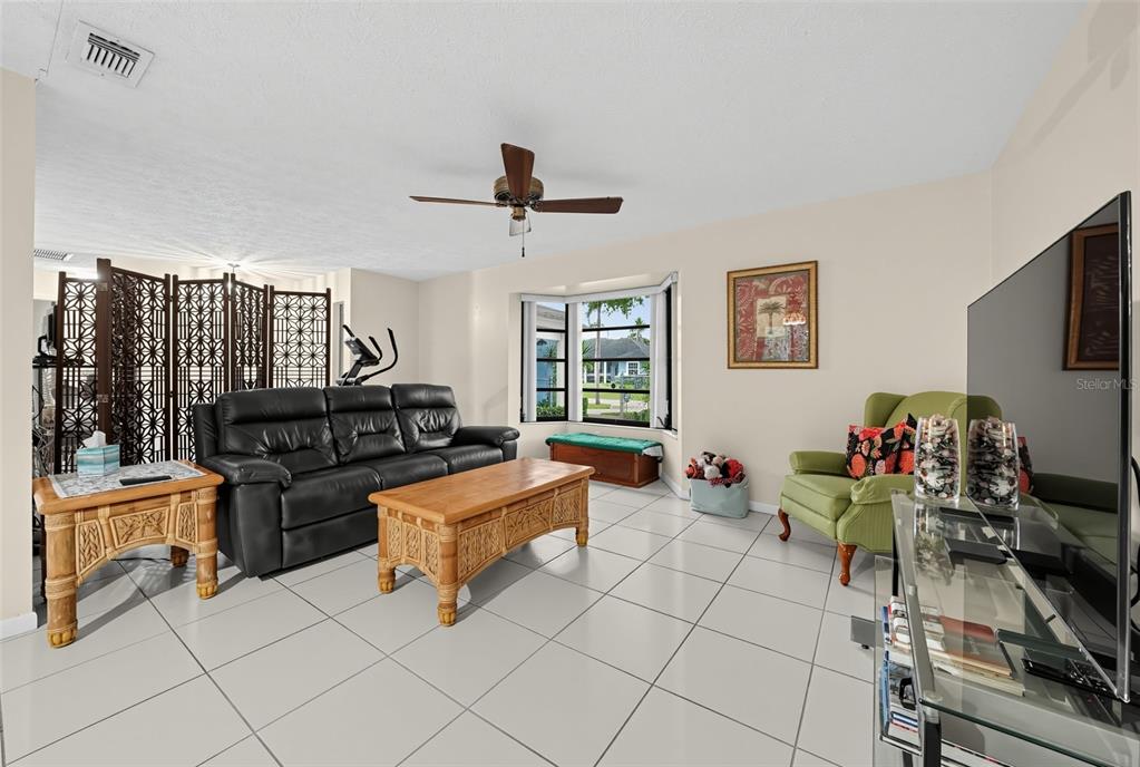 1738 SW BEEKER STREET, PORT ST LUCIE, FL — photo 5 of 28