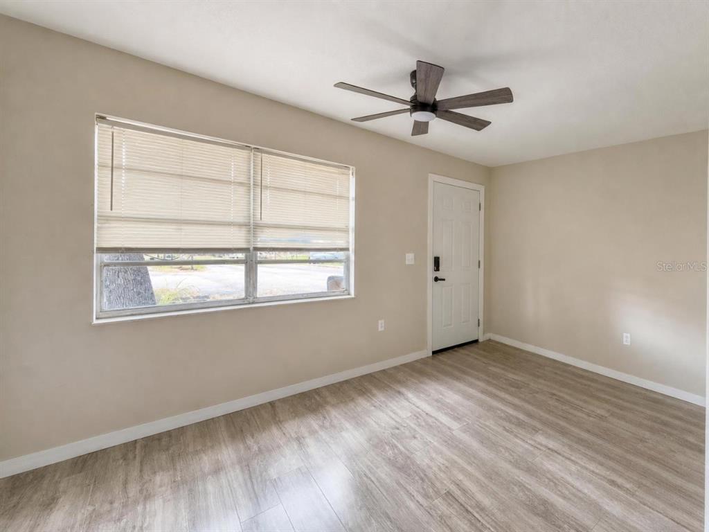 5633 CRISSMAN DRIVE N UNIT C3, ST PETERSBURG, FL — photo 4 of 7