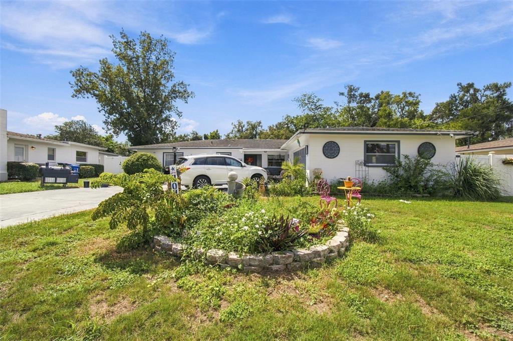 519 S LARRY CIRCLE, BRANDON, FL — photo 3 of 28