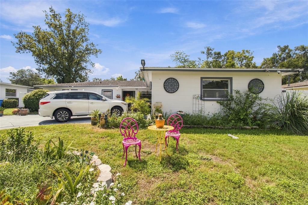 519 S LARRY CIRCLE, BRANDON, FL — photo 4 of 28