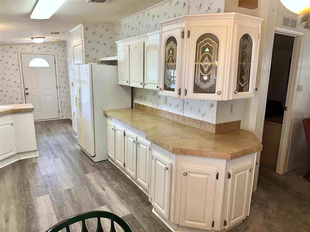 6950 46TH AVENUE N UNIT 25, ST PETERSBURG, FL — photo 4 of 16