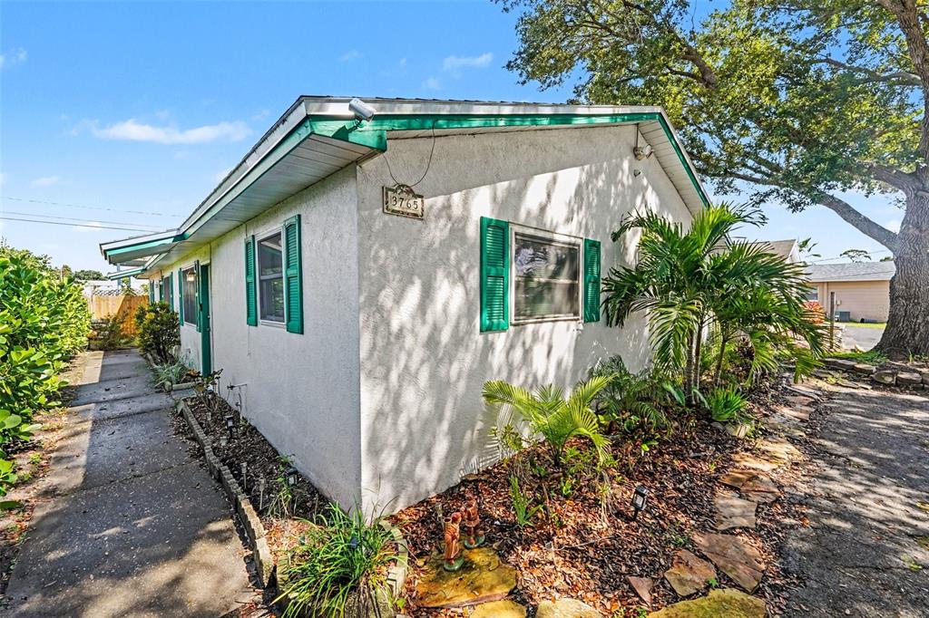 3765 67TH AVENUE N UNIT B, PINELLAS PARK, FL — photo 2 of 15