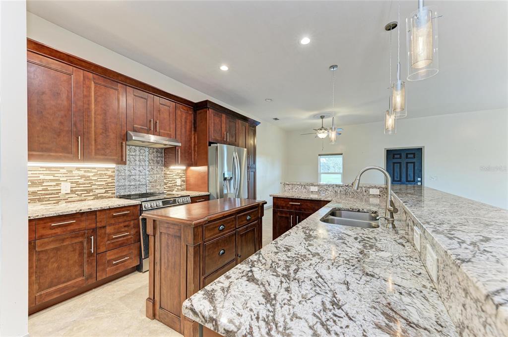 7635 WAUCHULA ROAD, MYAKKA CITY, FL — photo 4 of 27