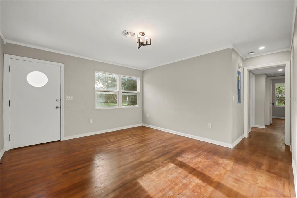 2410 ORANGE AVENUE, SANFORD, FL — photo 4 of 27