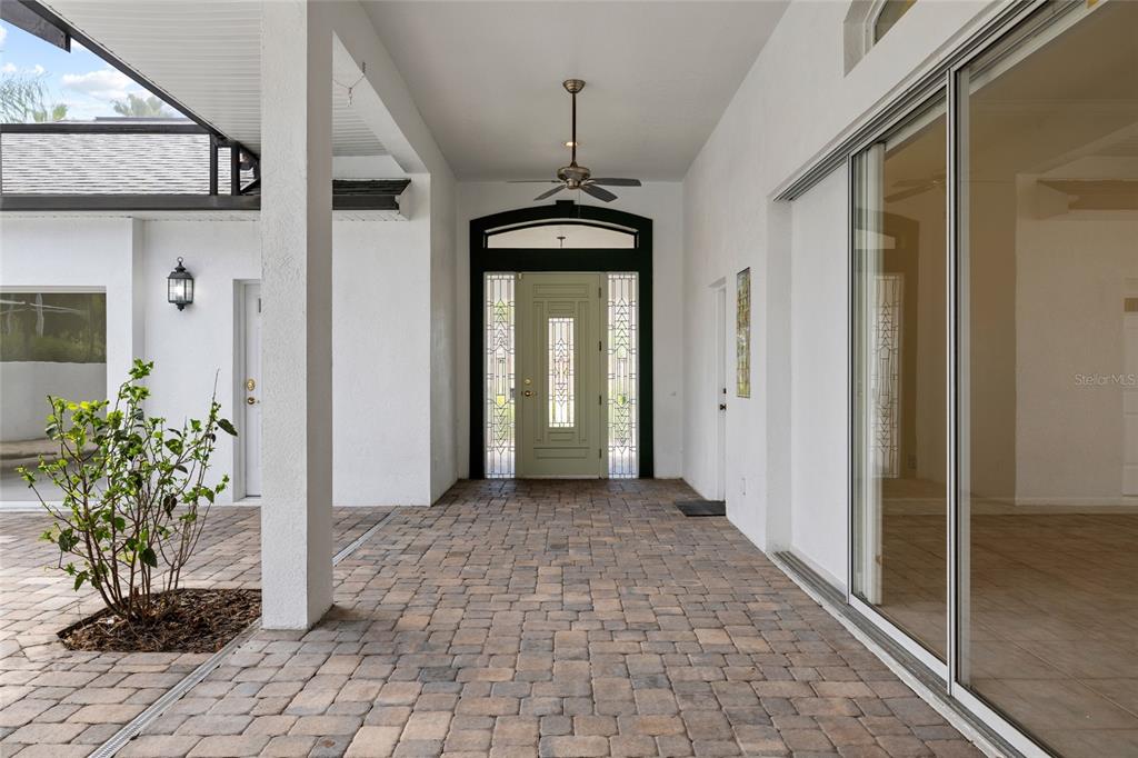12009 BREWSTER DRIVE, TAMPA, FL — photo 5 of 61