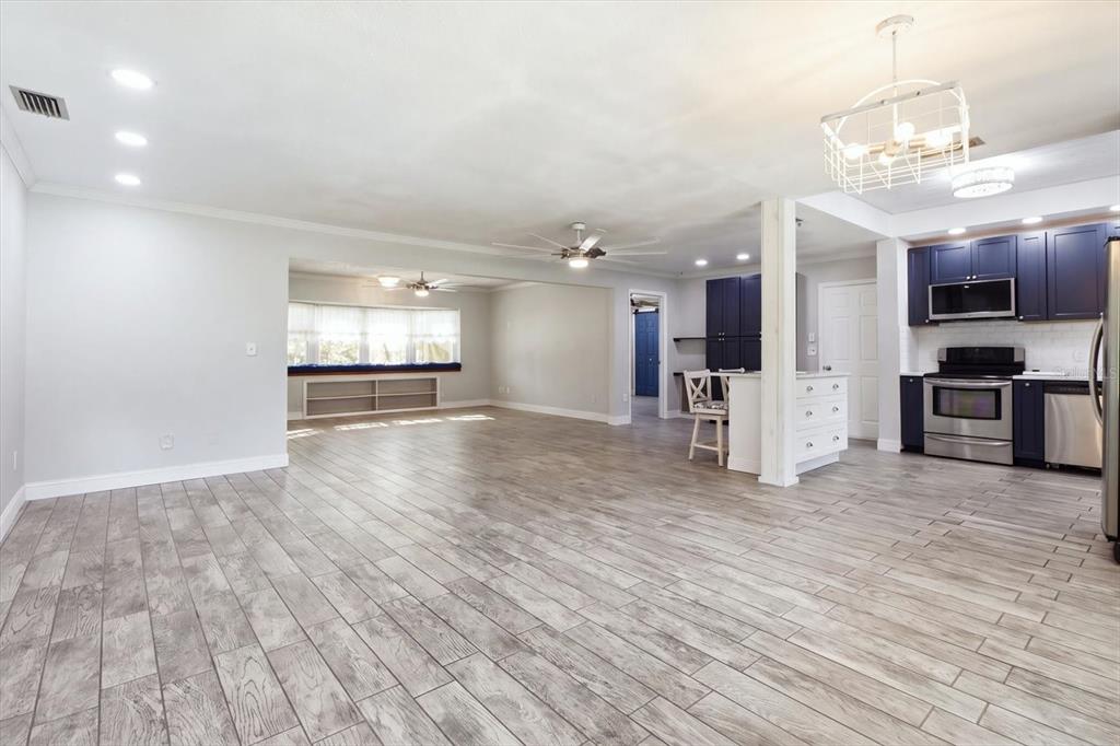 5677 W PINE CIRCLE, CRYSTAL RIVER, FL — photo 5 of 30
