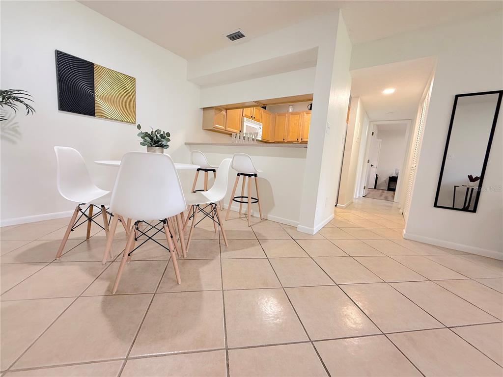 626 BIRD BAY DRIVE S UNIT 110, VENICE, FL — photo 4 of 27