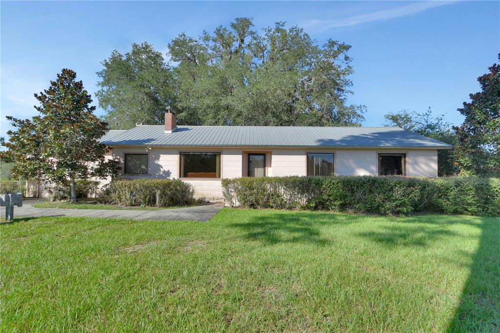 402 N CENTER STREET