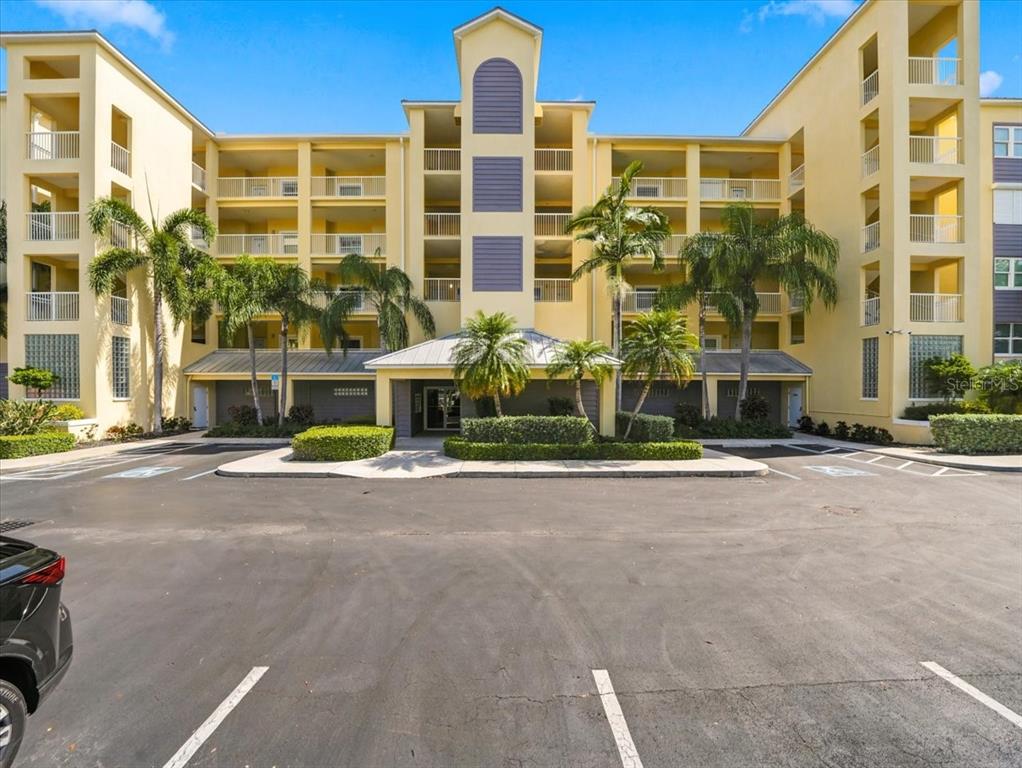 425 150TH AVENUE UNIT 2302, MADEIRA BEACH, FL — photo 3 of 30