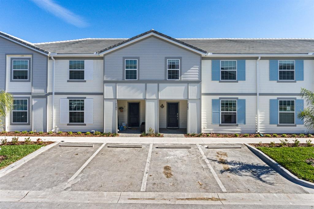 7143 OAKMOSS LOOP