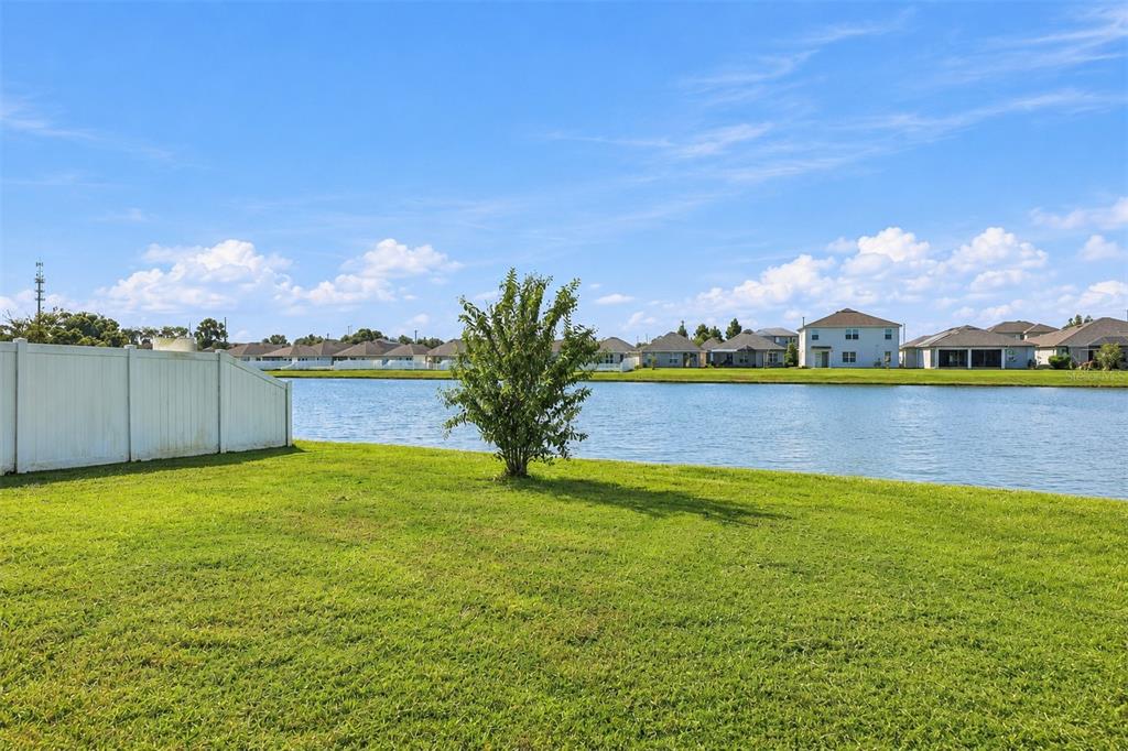 1011 TIDAL ROCK AVENUE, RUSKIN, FL — photo 5 of 22
