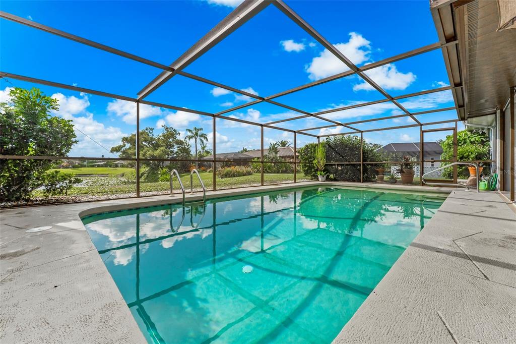 1602 CYPRESS POINT COURT, VENICE, FL — photo 2 of 30
