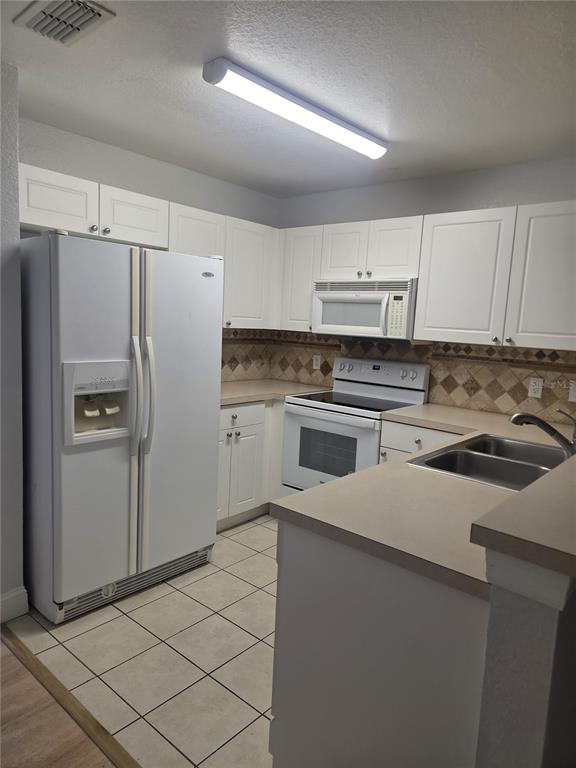 302 CERVANTES DRIVE, KISSIMMEE, FL — photo 3 of 25