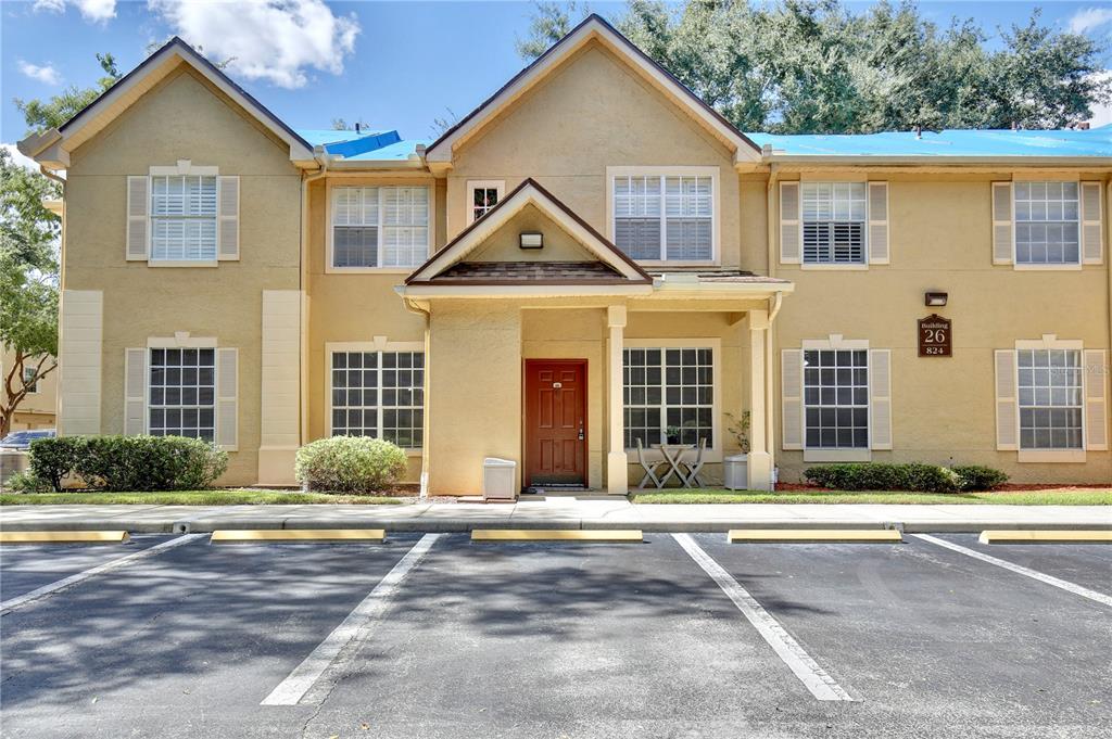 824 GRAND REGENCY POINT UNIT 100