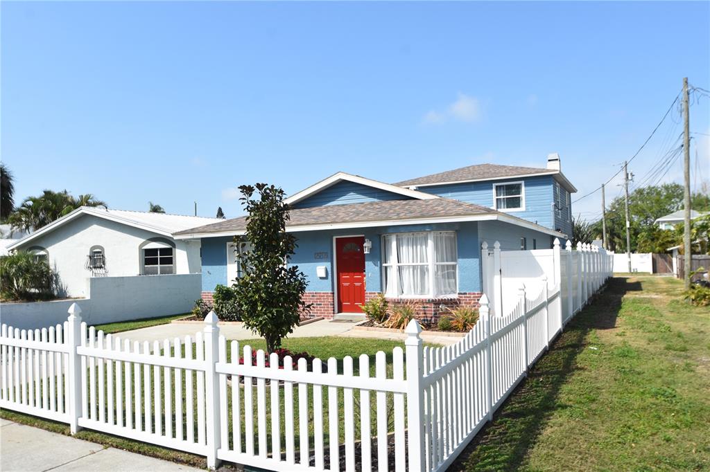 2918 10TH STREET N, ST PETERSBURG, FL — photo 2 of 52