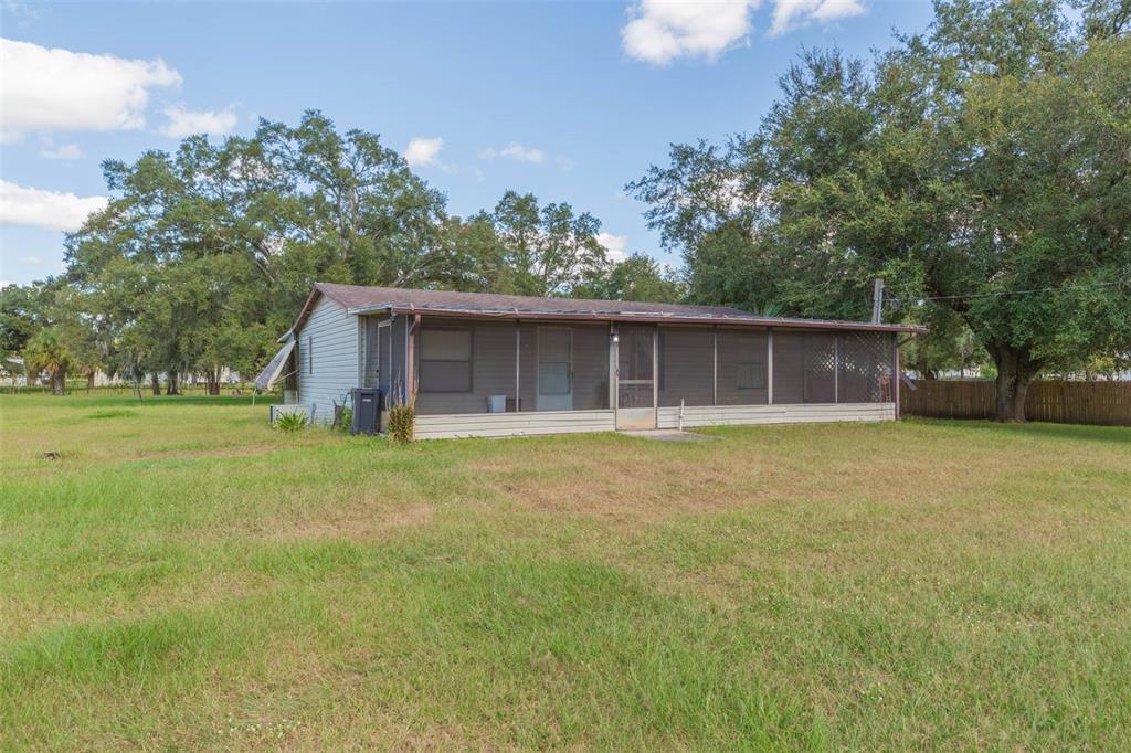 11228 MARLBOROUGH DRIVE, SEFFNER, FL — photo 2 of 44