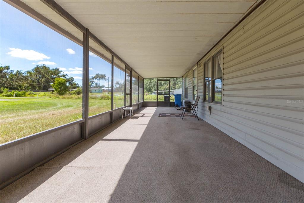 11228 MARLBOROUGH DRIVE, SEFFNER, FL — photo 4 of 44
