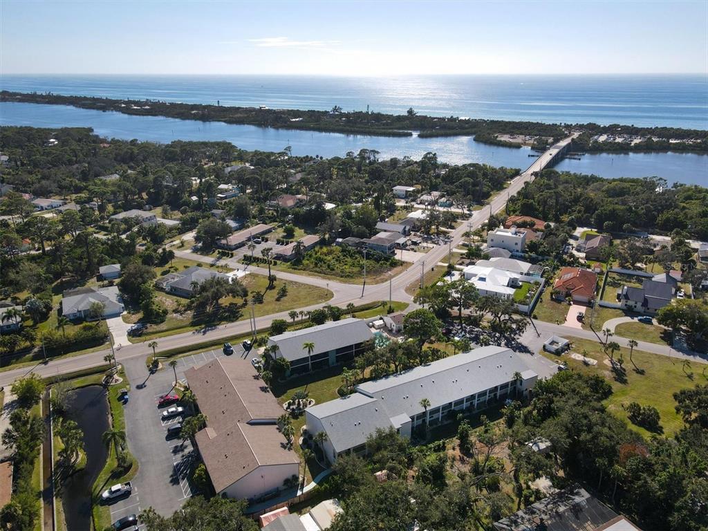 1730 MANASOTA BEACH ROAD UNIT 105, ENGLEWOOD, FL — photo 3 of 30