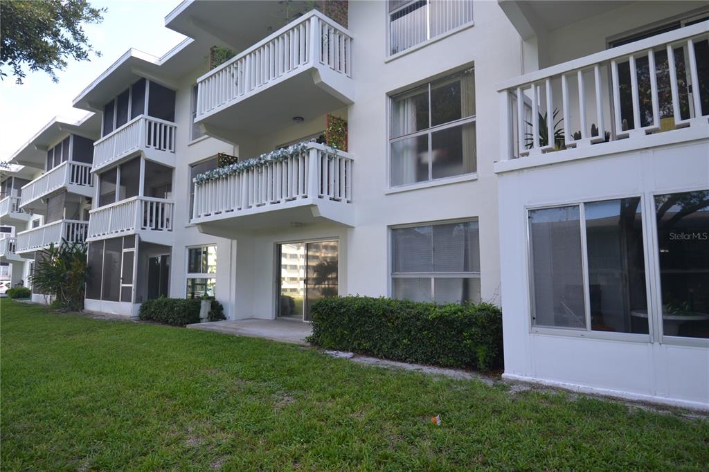 2944 W BAY DRIVE UNIT 105