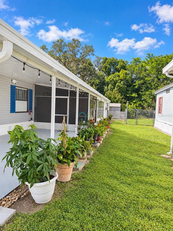 232 S CAMPHOR LOOP, AVON PARK, FL — photo 4 of 30