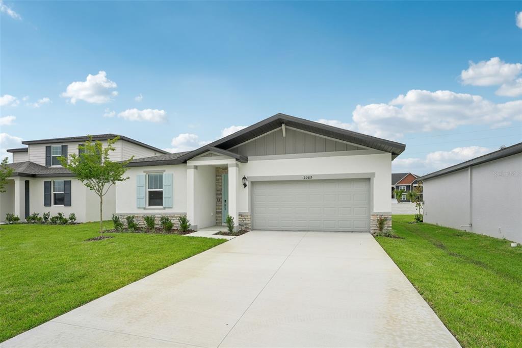 2089 ROSEWOOD DRIVE