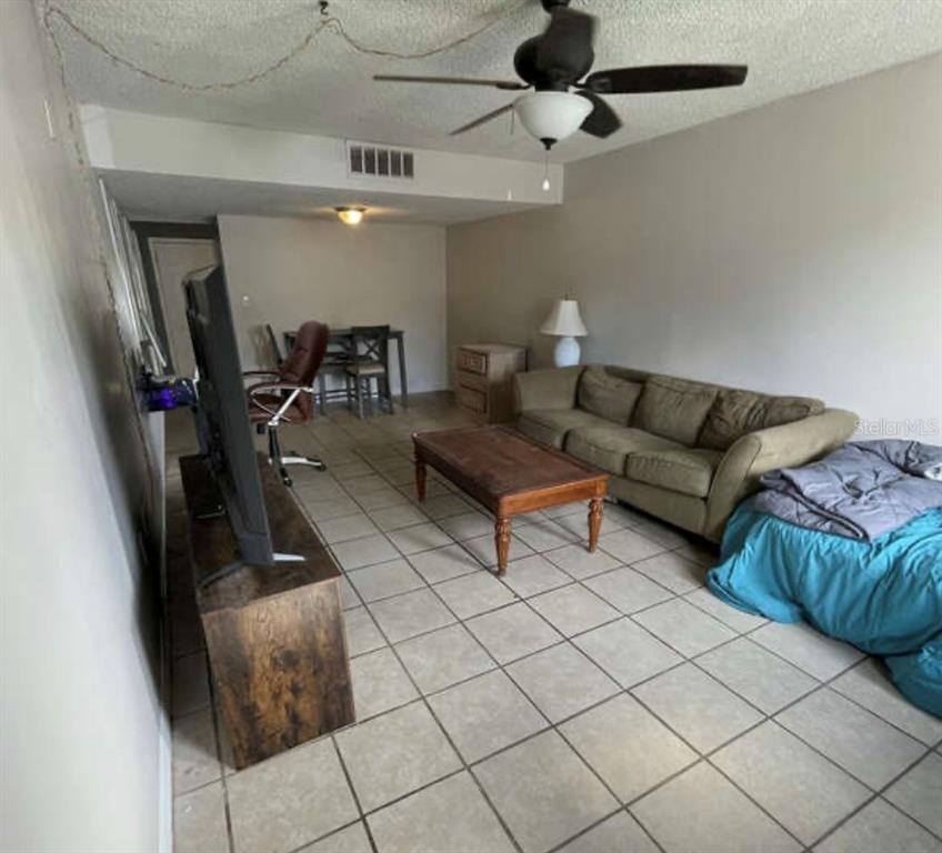 237 DEBORA COURT, ALTAMONTE SPRINGS, FL — photo 2 of 9
