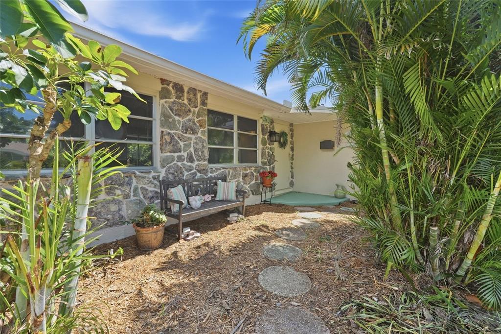 437 BEACH PARK BOULEVARD, VENICE, FL — photo 4 of 30
