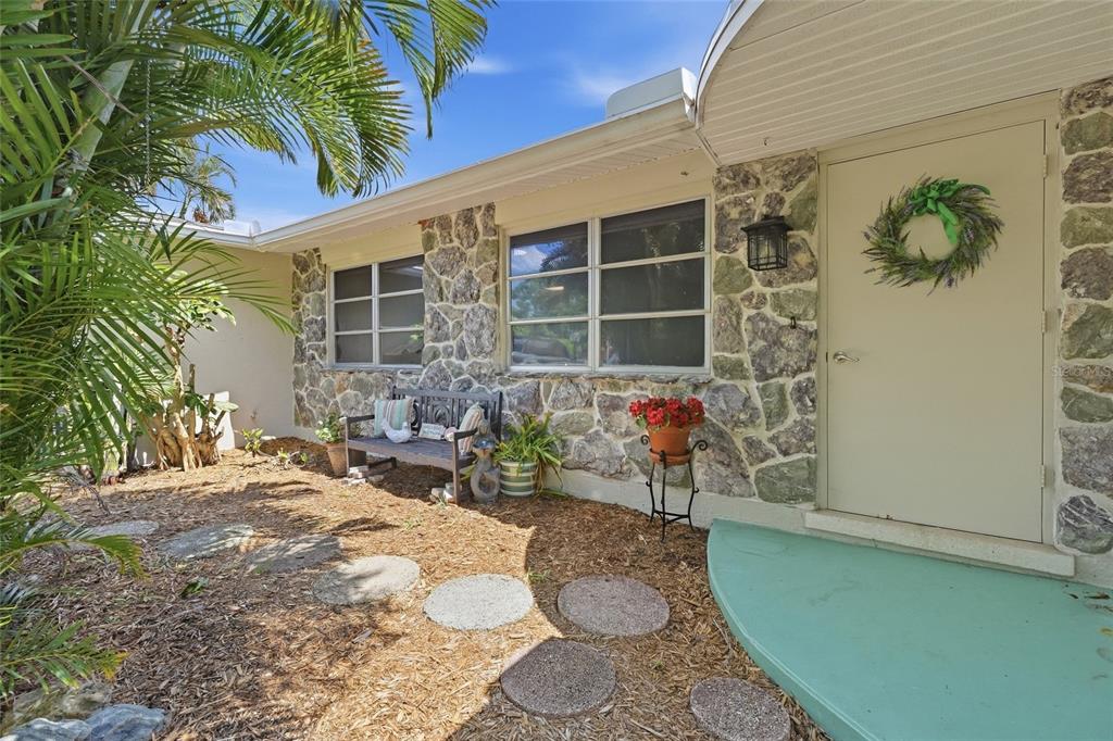 437 BEACH PARK BOULEVARD, VENICE, FL — photo 5 of 30