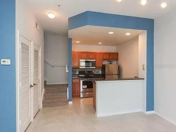 2611 GALA ROAD N UNIT 105, KISSIMMEE, FL — photo 4 of 19