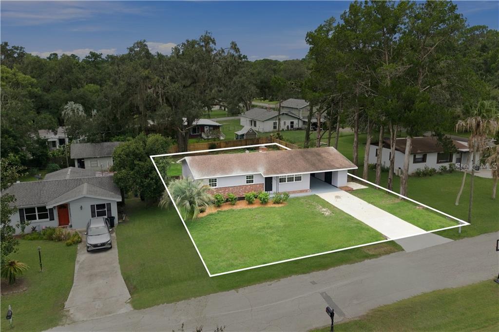 221 Alpine CIRCLE, BROOKSVILLE, FL — photo 3 of 30
