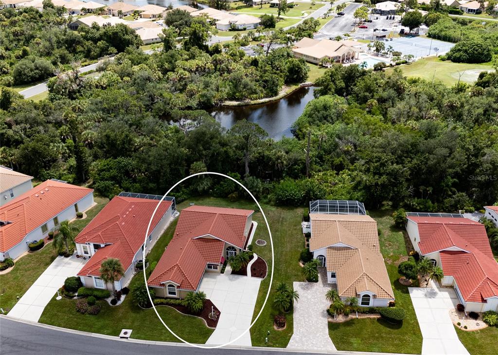 8351 CREEKVIEW LN, ENGLEWOOD, FL — photo 2 of 30
