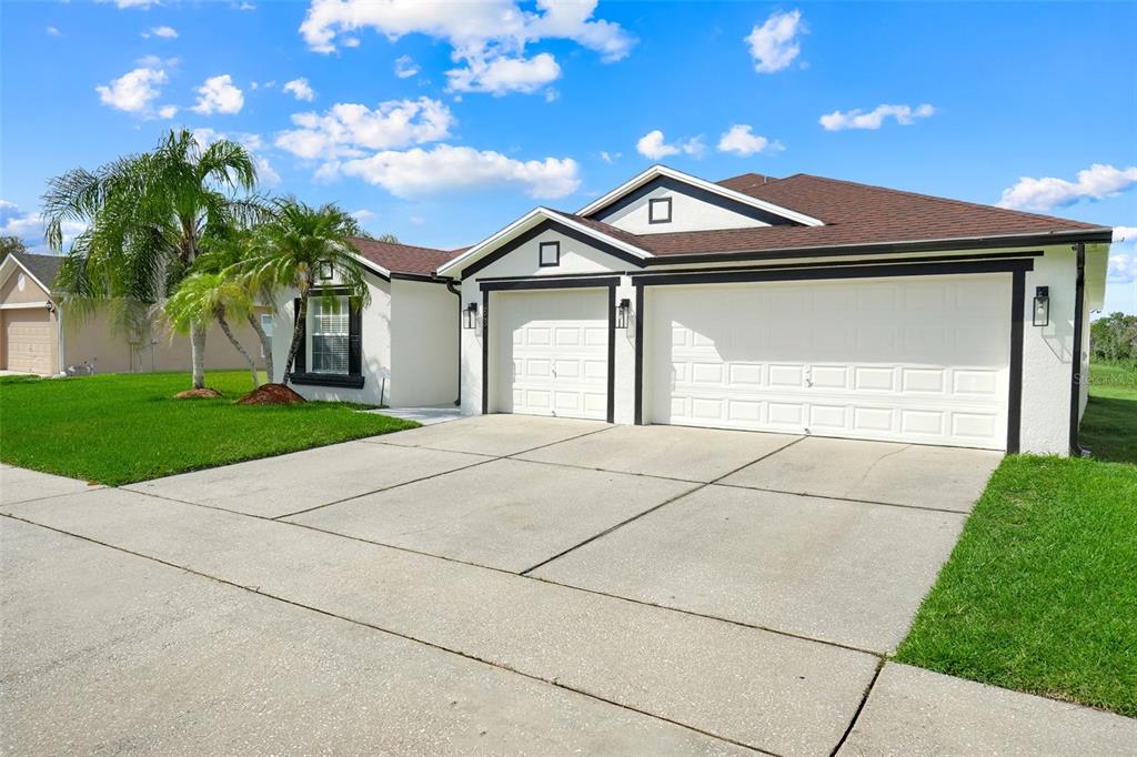 831 BELHAVEN DR, ORLANDO, FL — photo 3 of 33