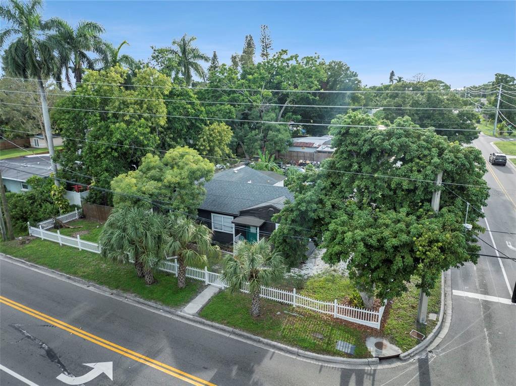 1702 26TH STREET W, BRADENTON, FL — photo 2 of 30