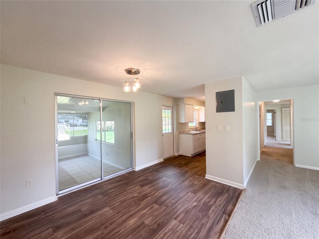 411 W SEMINOLE AVENUE, EUSTIS, FL — photo 3 of 23