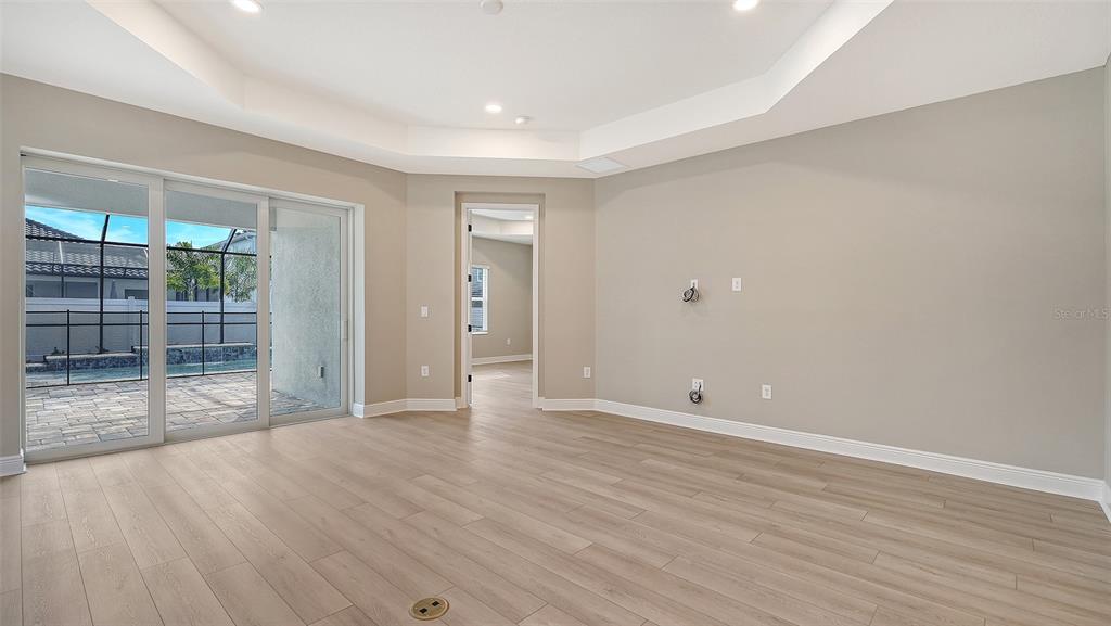 8201 SCARLETBUSH DRIVE, SARASOTA, FL — photo 4 of 30