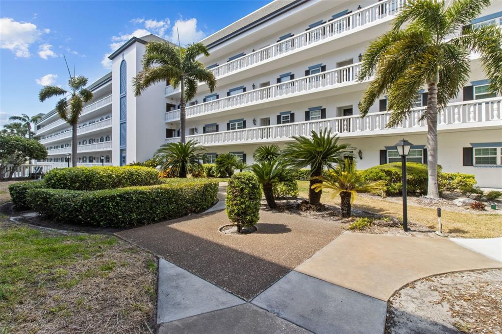 131 BLUFF VIEW DRIVE UNIT 101