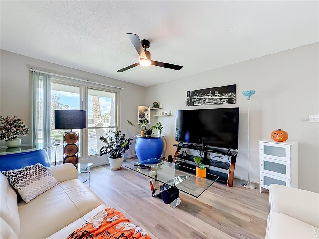 1935 CONWAY ROAD UNIT F5, ORLANDO, FL — photo 2 of 38