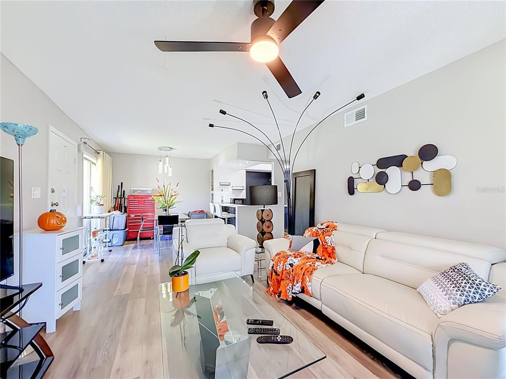 1935 CONWAY ROAD UNIT F5, ORLANDO, FL — photo 4 of 38