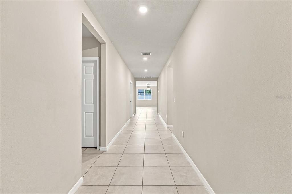 1282 CITRUS LANDINGS BOULEVARD, DAVENPORT, FL — photo 4 of 28