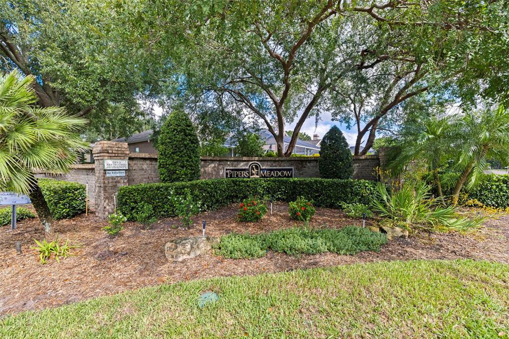 1671 CASTLEWOOD LANE, PALM HARBOR, FL — photo 2 of 30