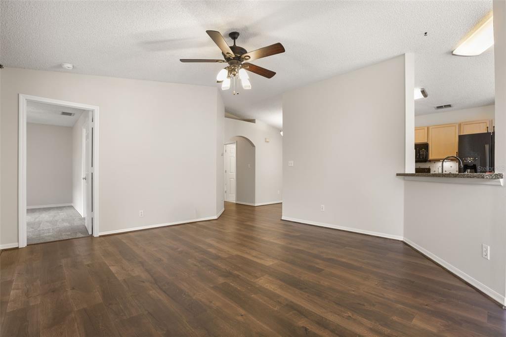 15646 GREATER TRAIL, CLERMONT, FL — photo 4 of 30