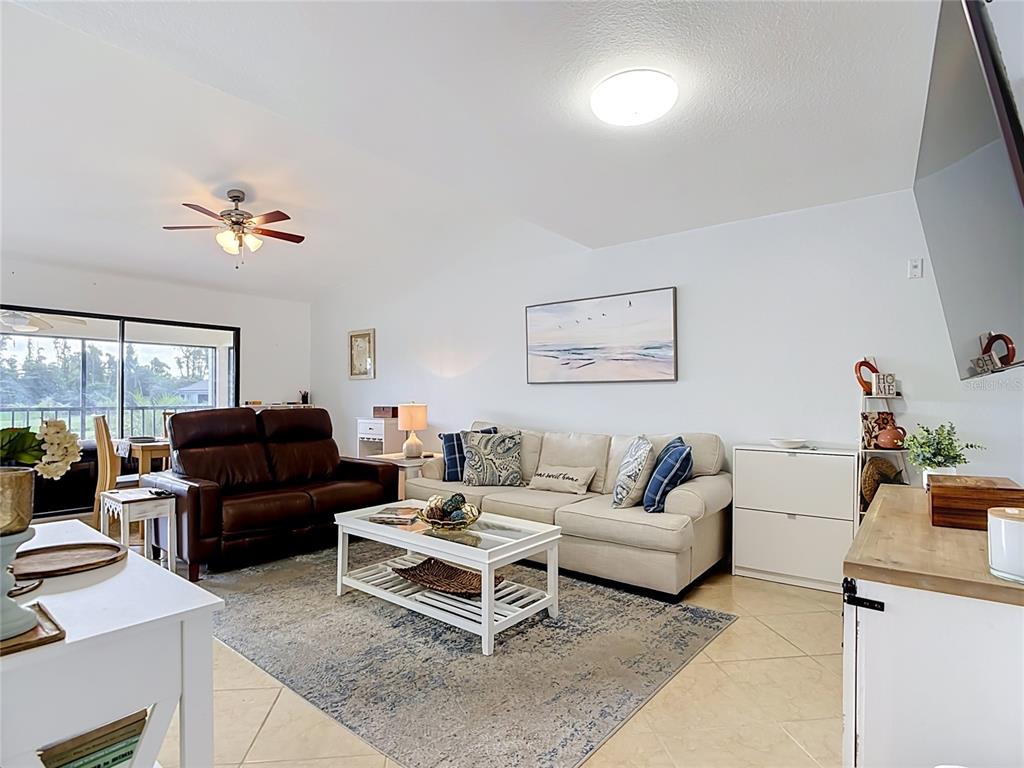 5925 TRAILWINDS DRIVE UNIT 925, FORT MYERS, FL — photo 5 of 30