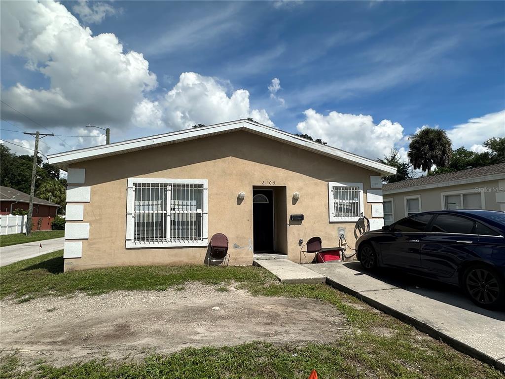 2305 E 28TH AVENUE, TAMPA, FL — photo 2 of 18