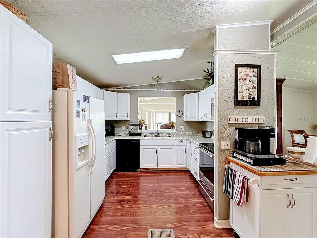 1157 CAPELLA DRIVE, TAVARES, FL — photo 5 of 30